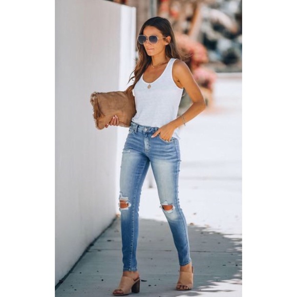 NWT Kancan Mid Rise Destroyed Super Skinny Jeans - Picture 12 of 13